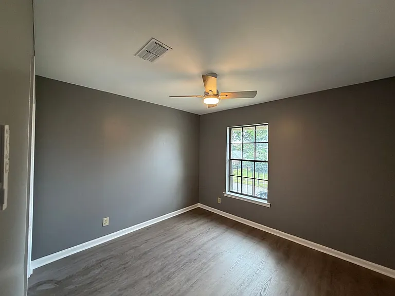 6074 Little Ln — Photo 17