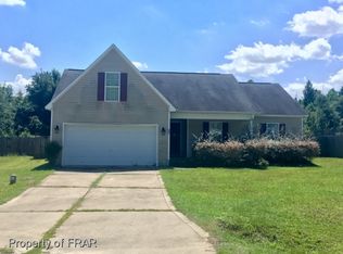 206 Quarry Ln, Raeford, NC 28376