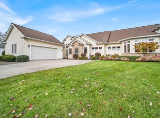 415 Muirfield Dr, Highland Heights, OH 44143