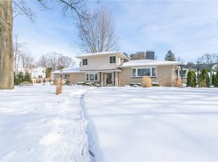330 Kilbourn Rd, Rochester, NY 14618