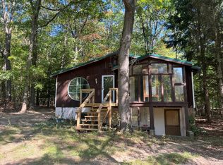 183 Narrow Ln, Seneca, PA 16346