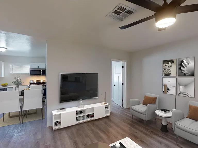 906 E Roma Ave — Photo 37