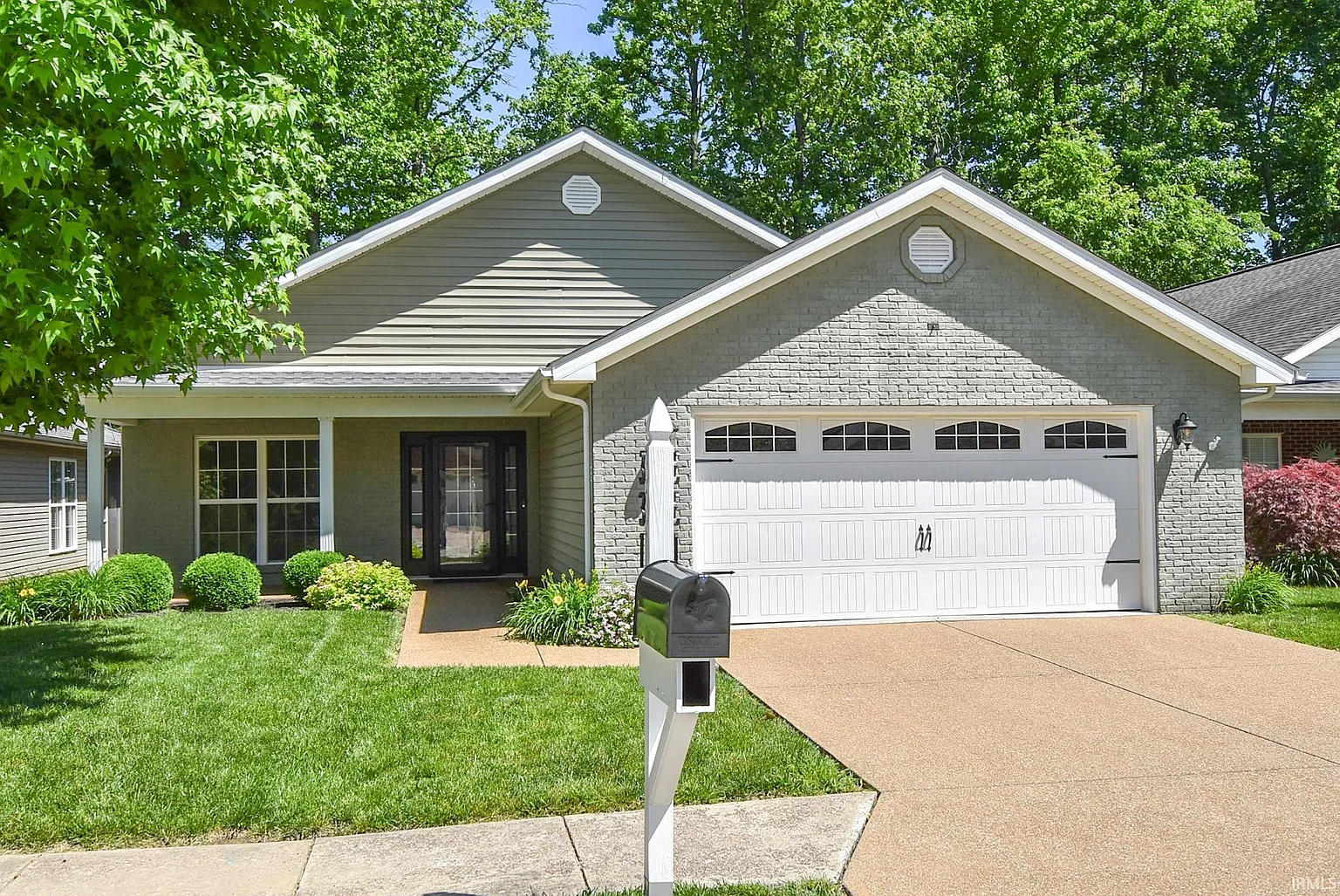 3312 Fawn Hill Dr photo 1