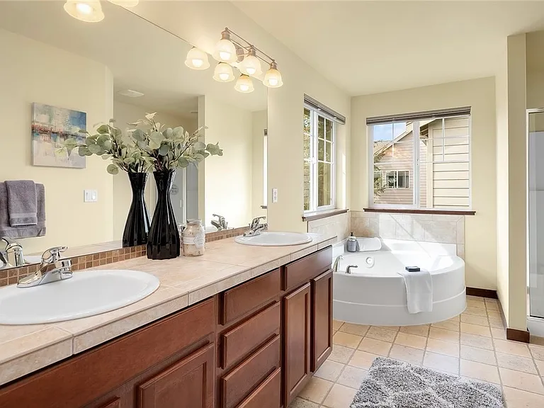 16432 42nd Dr SE — Photo 7