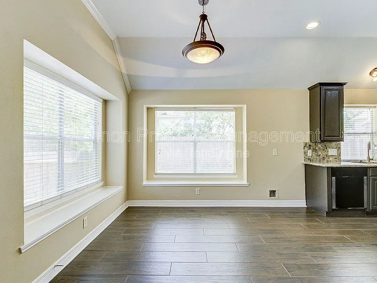 14407 Jessica Falls Cir — Photo 7