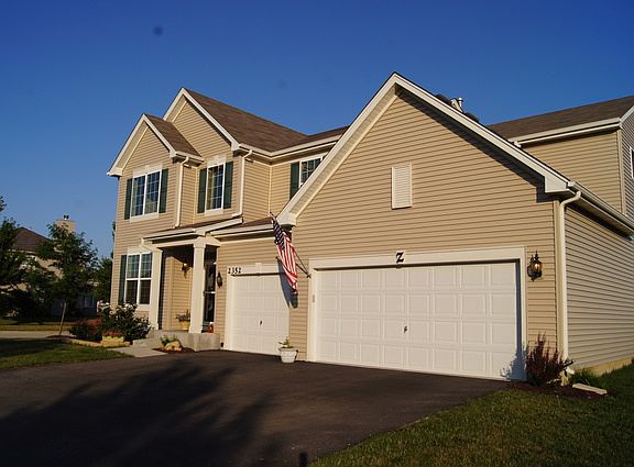 2nd image of 2352 Mayfield Dr