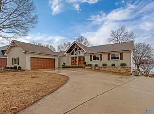 12602 Lookingbill Ln, Athens, AL 35611