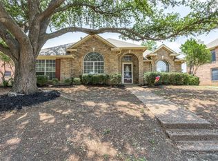 7921 Arlie Ln, North Richland Hills, TX 76182