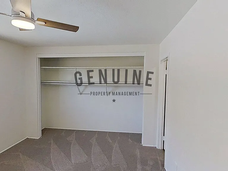 Cameo Ln Four-Plex — Photo 14