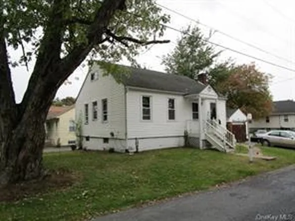 24 Rhode Island Avenue, Middletown, NY 10940
