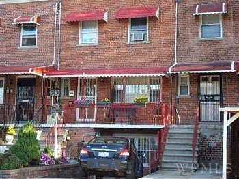 1st image of 1063 E 218th St