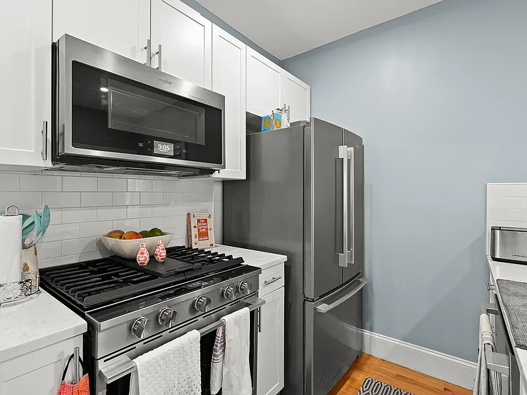 55 Saxton St #1 — Photo 5