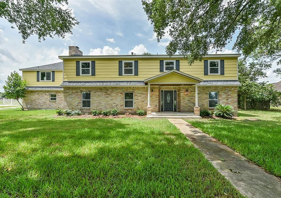 1st image of 3610 Pin Oak Cir