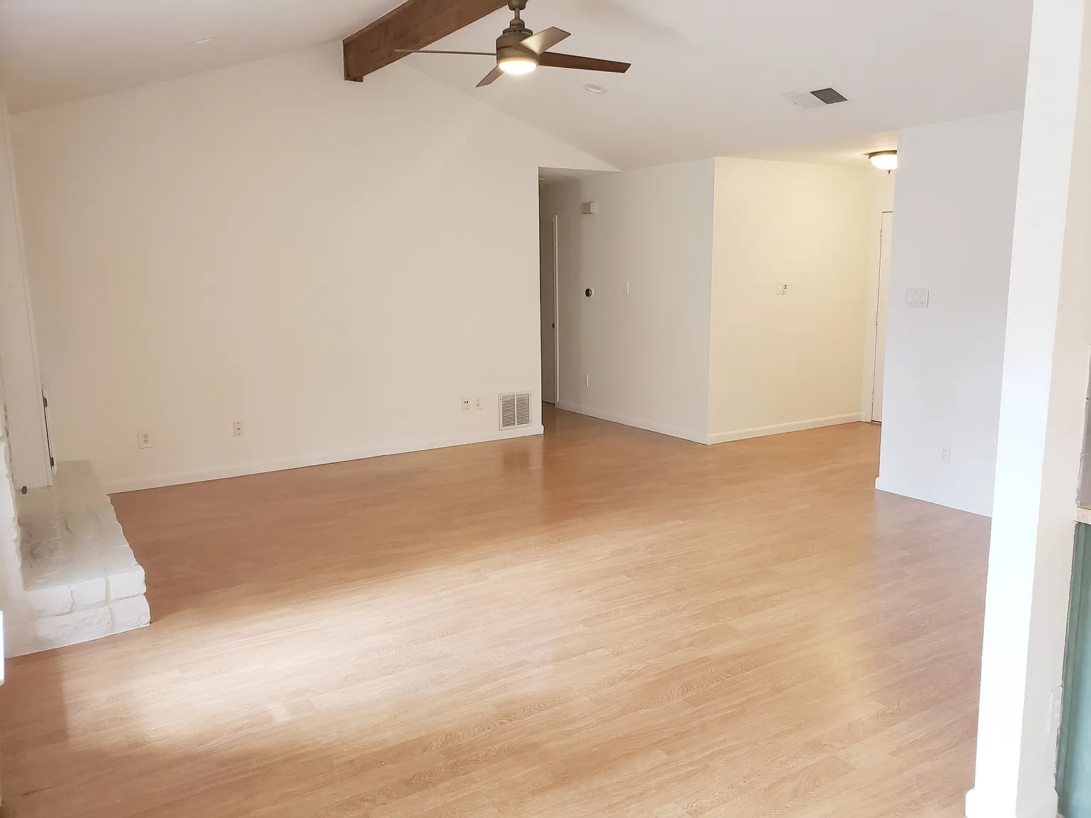 404 Oakridge Pass - 1 — Photo 4