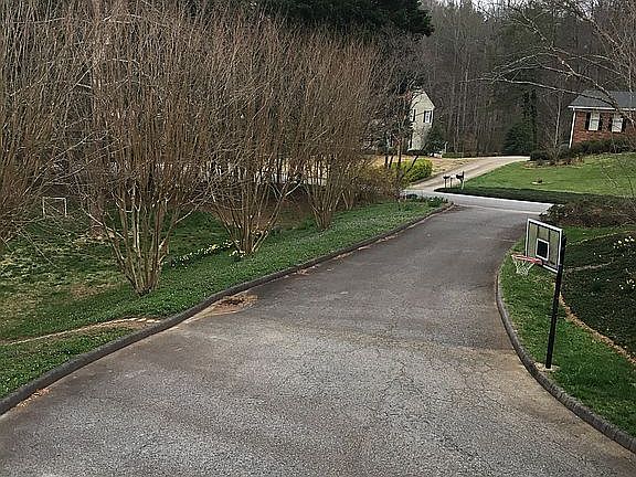 3rd image of 1003 Plantation Dr