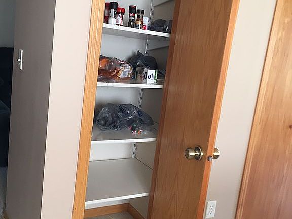 Kitchen pantry 