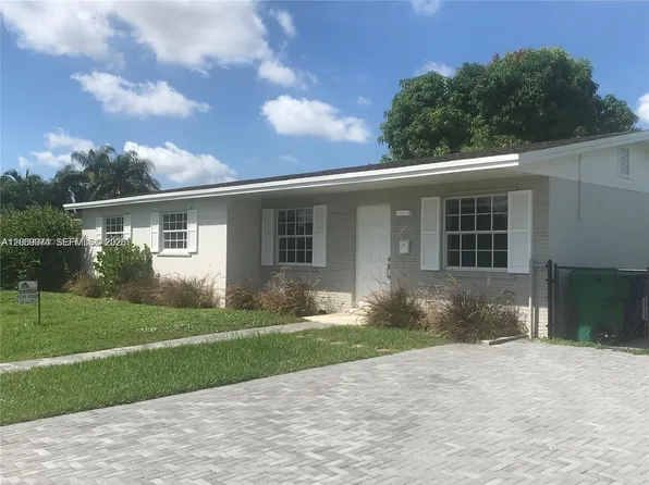 17940 NW 85th Ave, Hialeah, FL 33015