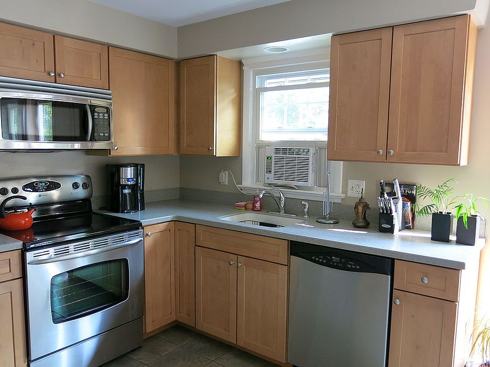 2nd image of 67 Lucia Dr