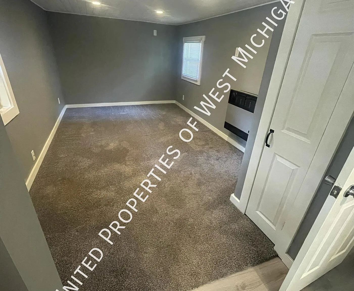 Fully Remodeled Studio Apartment in a Quiet Wooded Setting | Minutes from Downtown Greenville and... — Photo 4