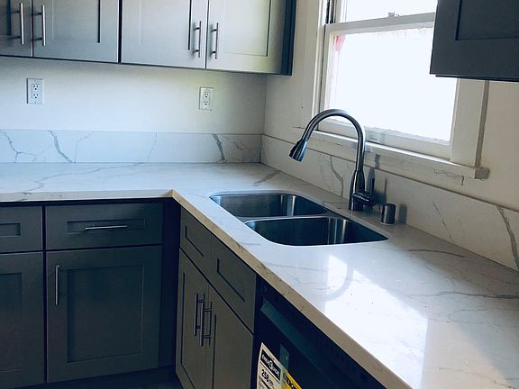 5th image of 211 Mira Mar Ave #D2701