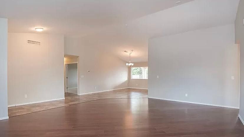 1st image of 9551 E Caldwell Dr