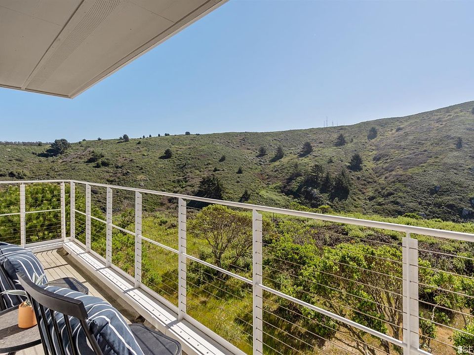1st image of 855 Mountain View Dr APT 5
