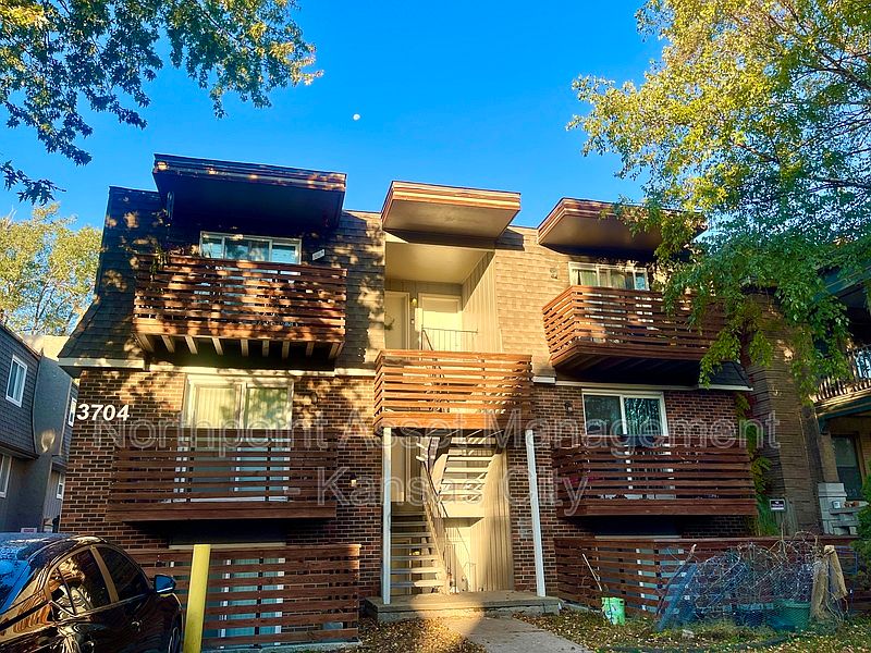 1st image of 3704 Wyandotte St