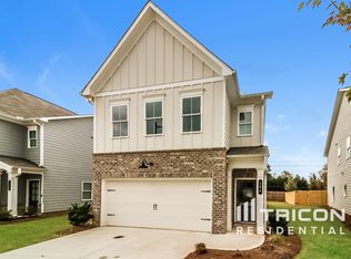 104 E Ridge Way, Woodstock, GA 30188