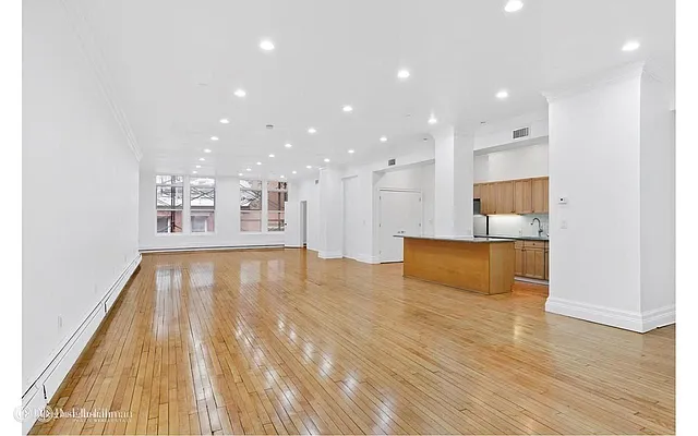 Rented by Douglas Elliman | media 24