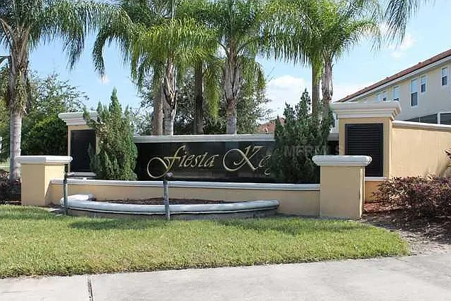 1138 S Beach Cir #1138 — Photo 3