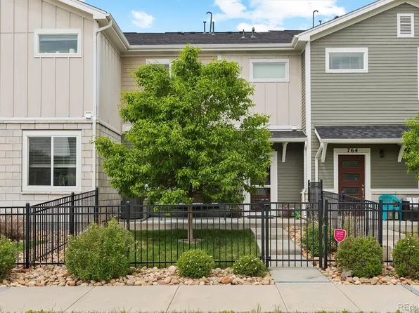 762 Stonebridge Drive, Longmont, CO 80503