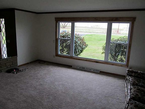 3rd image of 6913 Franklin Pike