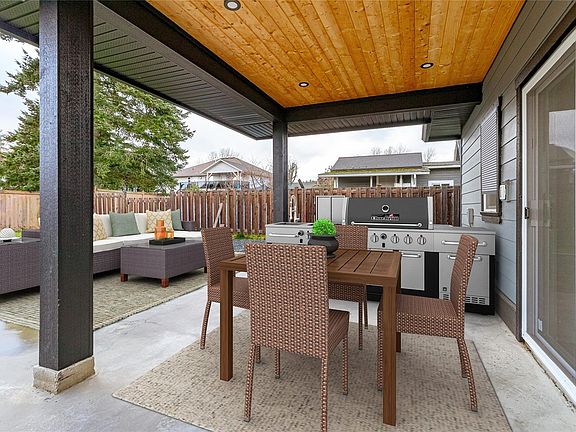 2nd image of 3164 Sherman Rd