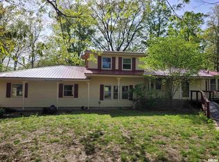17286 E Angling Rd, Mount Vernon, IL 62864