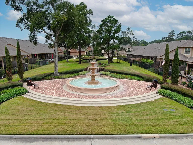 15331 Westland Gate Dr — Photo 40