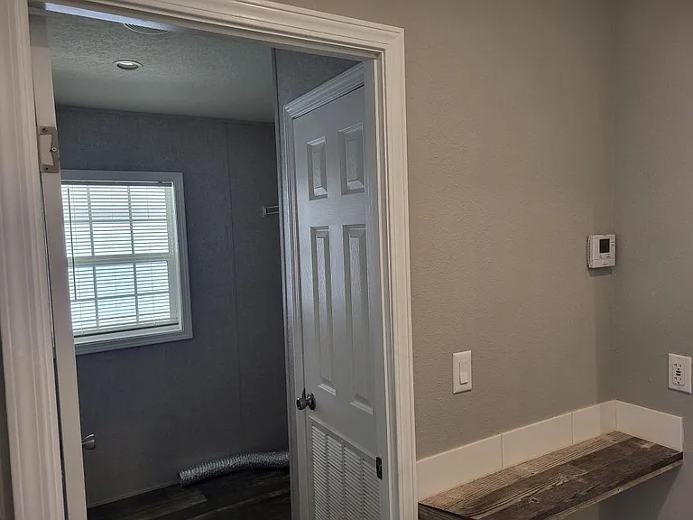 1335 Fleming Ave #222 — Photo 10