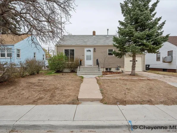 1818 E 22nd St, Cheyenne, WY 82001