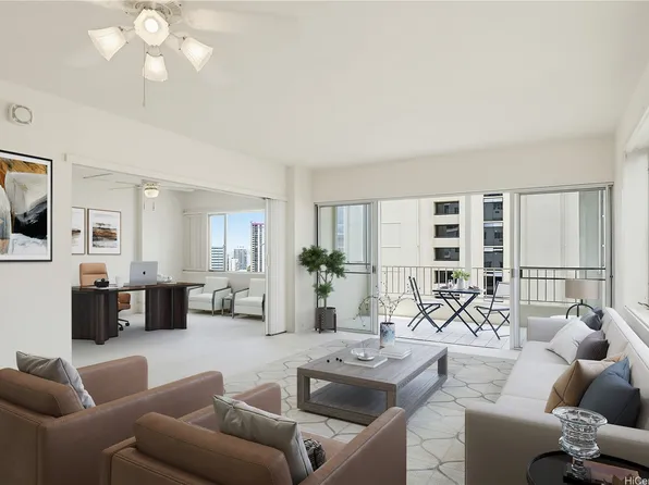 1001 Wilder Ave APT 301, Honolulu, HI 96822