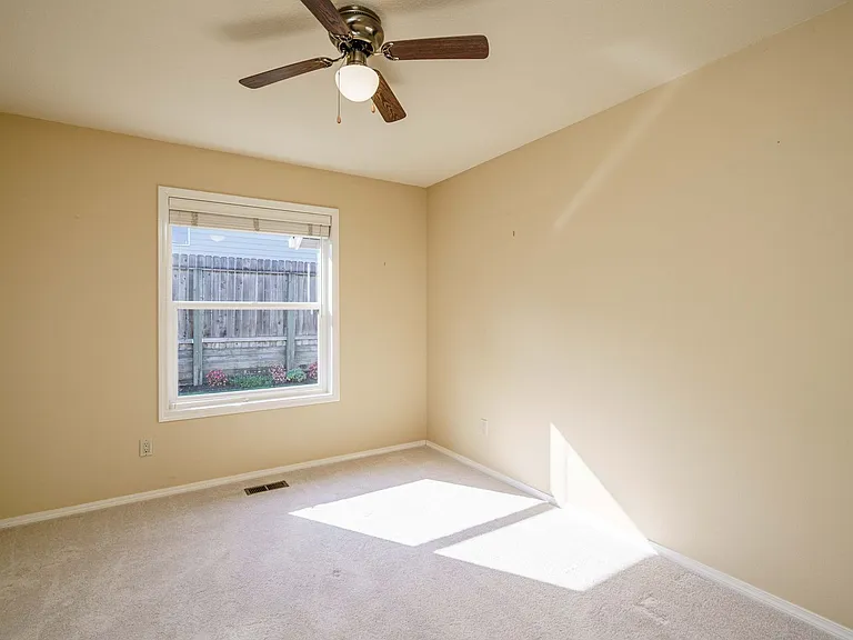 505 NW 90th St — Photo 31