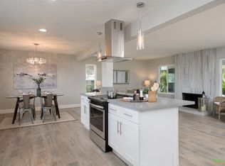 460 Santa Bartola, Solana Beach, CA 92075