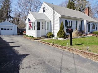 4 Evergreen St, Kingston, MA 02364