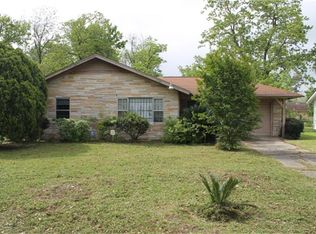 5934 Doulton Dr, Houston, TX 77033