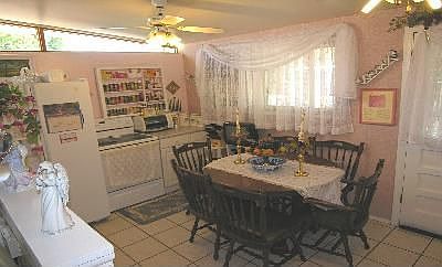 Eat in kitchen