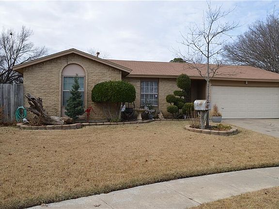 2nd image of 3706 Winslow Ct