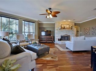 10717 Pointe View Dr, Austin, TX 78738