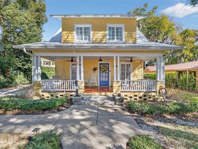 932 N McDonald St, Mount Dora, FL, 32757