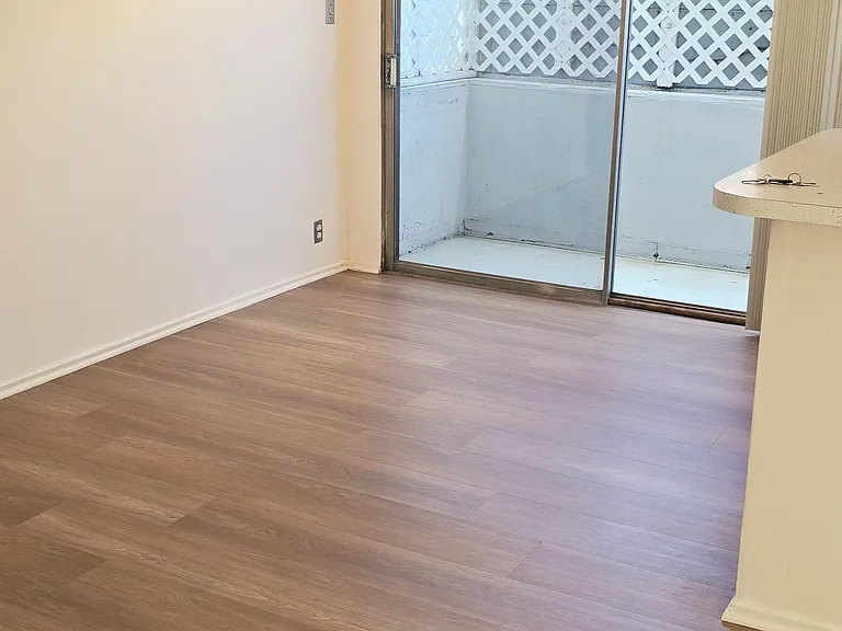 428 N Hayworth Ave #107 — Photo 3