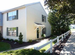 10 Williamstown Cir, York, PA 17404
