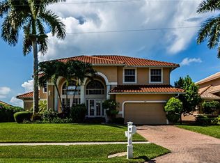 590 Diplomat Ct, Marco Island, FL 34145