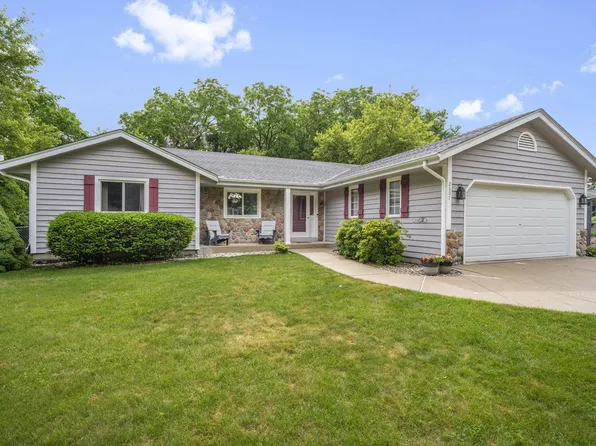 2607 Lancaster DRIVE, Waukesha, WI 53188
